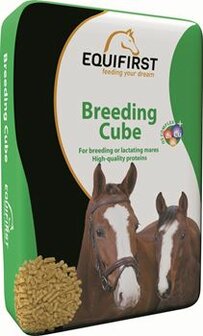 Equifirst Breeding Cube